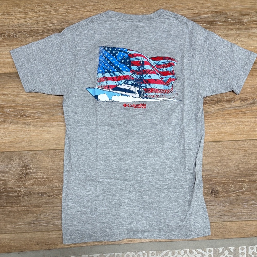 Columbia Gray American Flag Graphic Tee